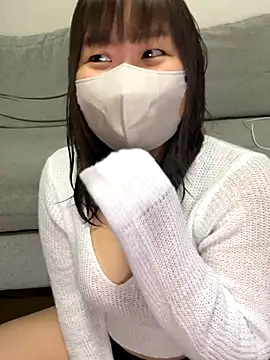 Snapshot of xxx_yuna_xxx chatting on 10.27.25 xxx yuna xxx online show from 10.27.25