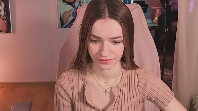 E l i z e  online show from 07.07.26