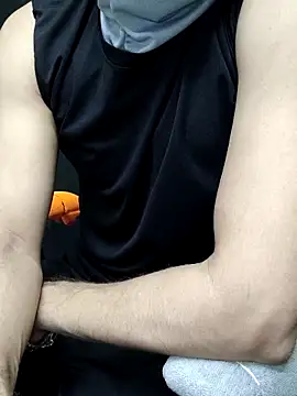 Snapshot of chocolate_alone chatting on 10.04.25 chocolate alone online show from 10.04.25