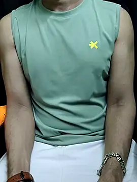 Snapshot of chocolate_alone chatting on 10.12.25 chocolate alone online show from 10.12.25