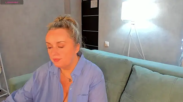 Sky Kuper online show from 10.11.25