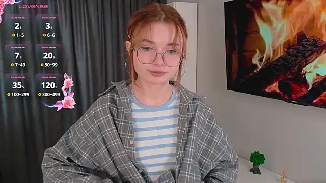 Snapshot of Susan_Gardner chatting on 10.17.25 Susan Gardner online show from 10.17.25