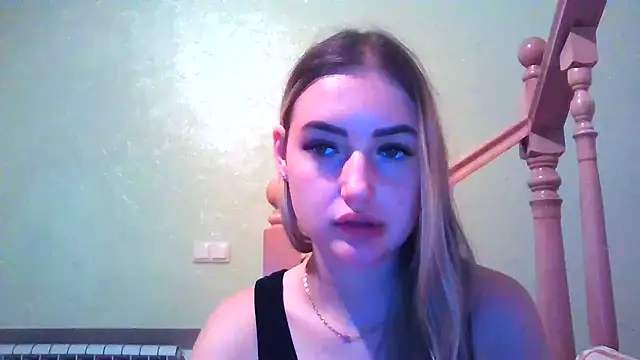 RobinThompson online show from 09.17.25