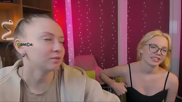 mila glow1 online show from 11.10.25