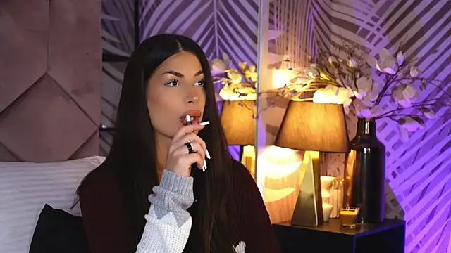 EvaRhea online show from 11.25.25