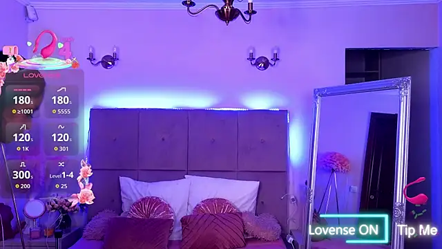 Nicole Bond online show from 01.13.26