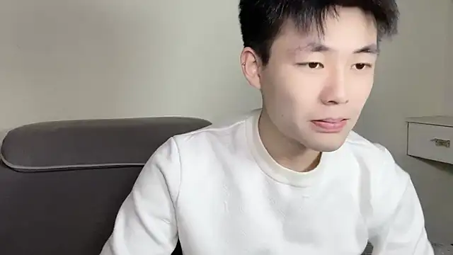 xiaoyang5200 online show from 10.28.25