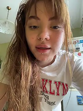 LunaMillie online show from 07.10.26