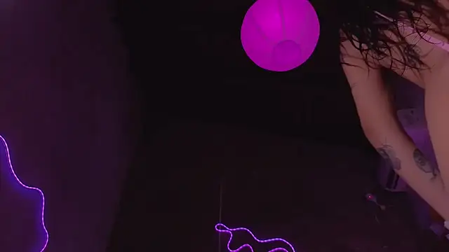 Jess tattoo11 online show from 04.03.26