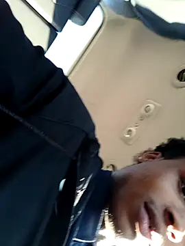 Snapshot of Dropdingo chatting on 10.16.25 Dropdingo online show from 10.16.25