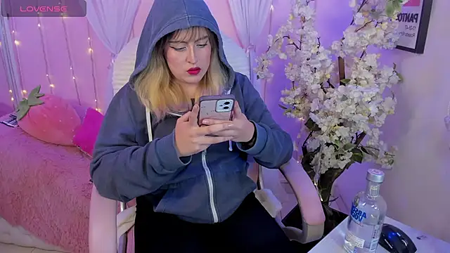 Jenny Wolridge  online show from 02.10.26