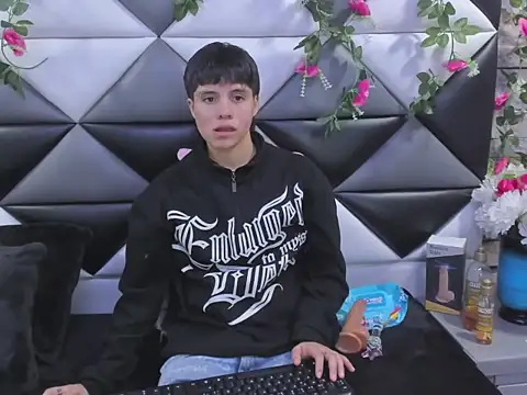 Bruno Cruzz online show from 10.25.25