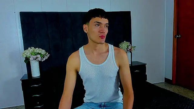 Jacksonflorez online show from 09.08.25