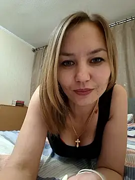 Snapshot of VeroLoverx chatting on 09.23.25 VeroLoverx online show from 09.23.25