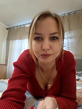 Snapshot of VeroLoverx chatting on 10.08.25 VeroLoverx online show from 10.08.25