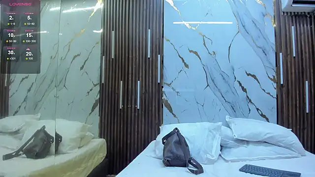 VictoriaDuart online show from 04.13.26