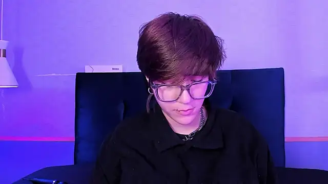 Tsuki Maru online show from 03.17.26