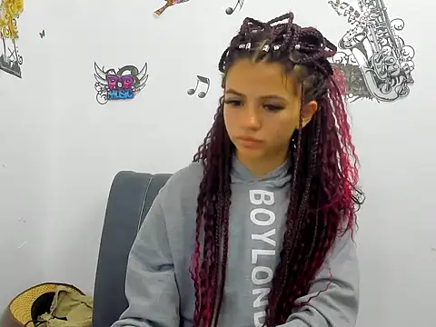 Snapshot of sarithasweettt chatting on 10.17.25 sarithasweettt online show from 10.17.25