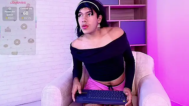 E R O S  online show from 04.12.26