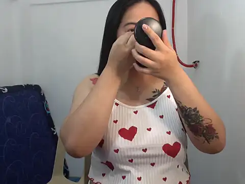 Snapshot of sexylhane chatting on 09.11.25 sexylhane online show from 09.11.25