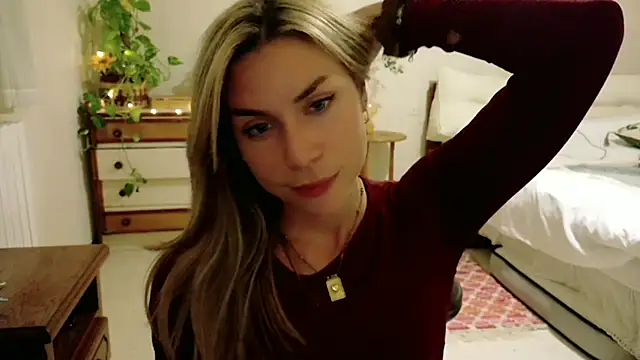 wonderalice31 online show from 10.23.25