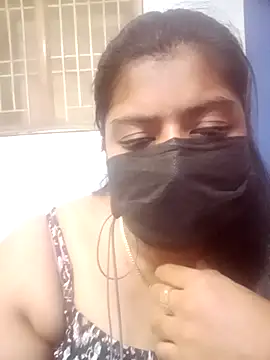 Snapshot of Reshma-Rani chatting on 11.27.25 Reshma-Rani online show from 11.27.25