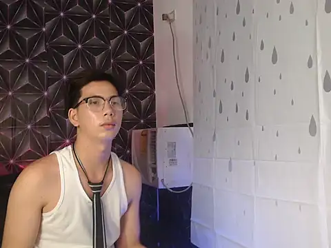 ursweet jade online show from 09.22.25