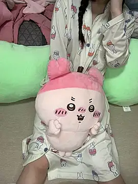 Snapshot of xx_Ojou_xx chatting on 10.05.25 xx Ojou xx online show from 10.05.25