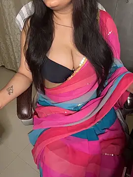 Snapshot of mansi201 chatting on 06.08.26 mansi201 online show from 06.08.26