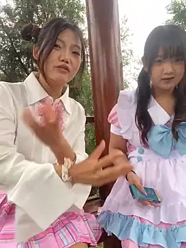 xixi 28 online show from 10.03.25