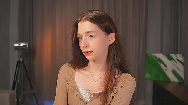 RoxieBolich online show from 09.18.25