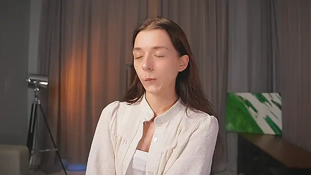 RoxieBolich online show from 09.19.25