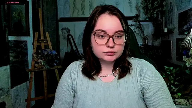 Snapshot of KatrinClark chatting on 09.25.25 KatrinClark online show from 09.25.25