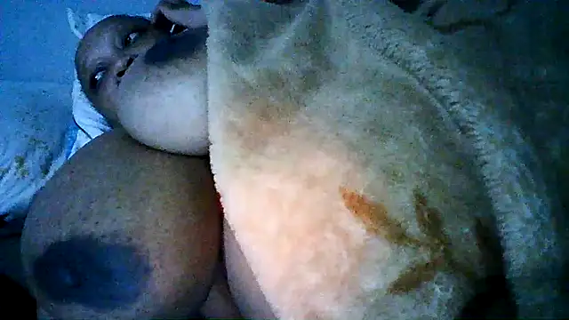 Yellobonepussy online show from 09.30.25