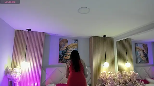 Mila Hank  online show from 04.08.26