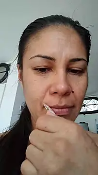 KittyHoleshot87 online show from 11.21.25