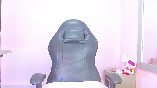 kiity horny  online show from 10.29.25