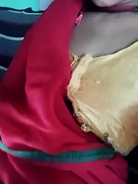 Snapshot of Idhika_Jha chatting on 10.06.25 Idhika Jha online show from 10.06.25