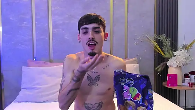 NikoStone  online show from 10.03.25