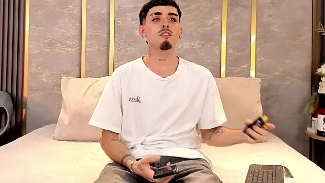 NikoStone  online show from 01.16.26