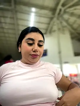 Sophie Dreamss online show from 09.18.25