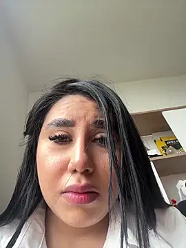 Sophie Dreamss online show from 03.06.26