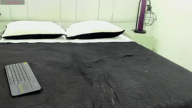 NiraLux online show from 10.10.25