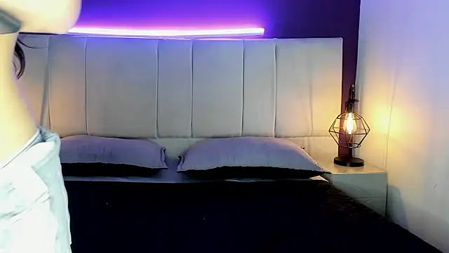 NiraLux online show from 10.25.25