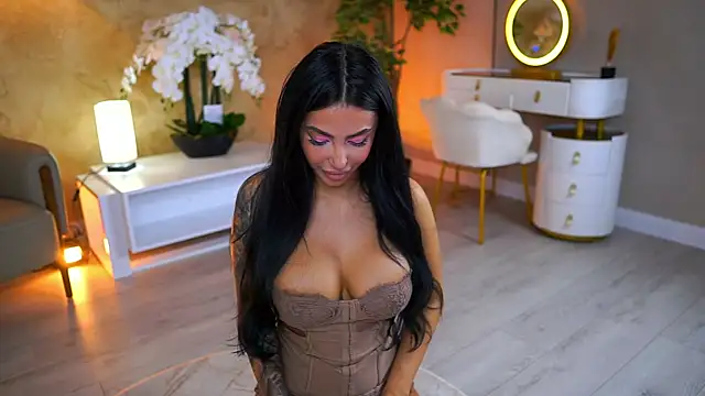 AishaaDevoe online show from 10.29.25