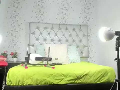 michelle perla online show from 10.27.25