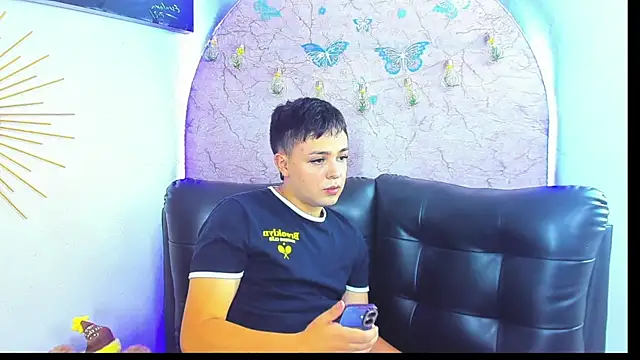 christopher Hot online show from 04.21.26