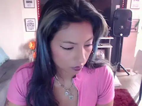 ScarletSizzling online show from 09.13.25