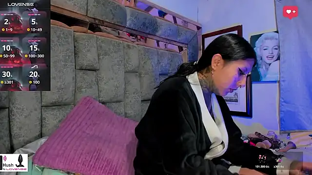 Snapshot of missashlyrosette chatting on 06.25.26 missashlyrosette online show from 06.25.26