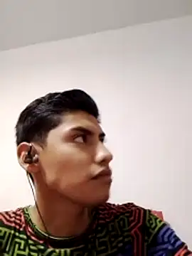 aispuro8505 online show from 12.04.25